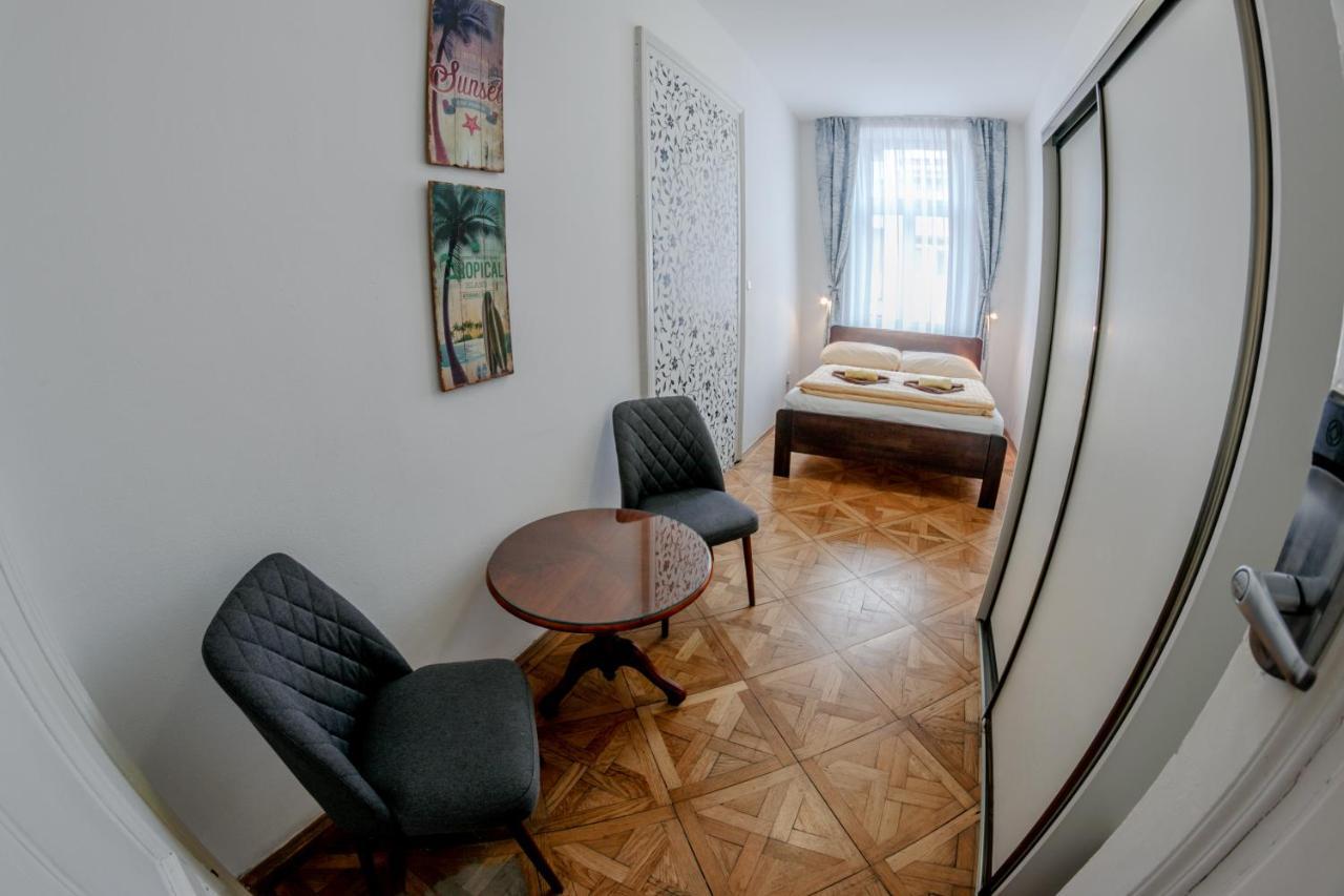 Cuba Bar&Hostel Ceske Budejovice Luaran gambar