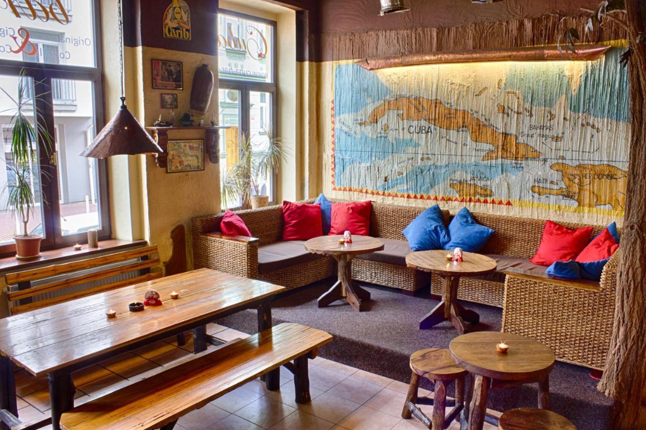 Cuba Bar&Hostel Ceske Budejovice Luaran gambar