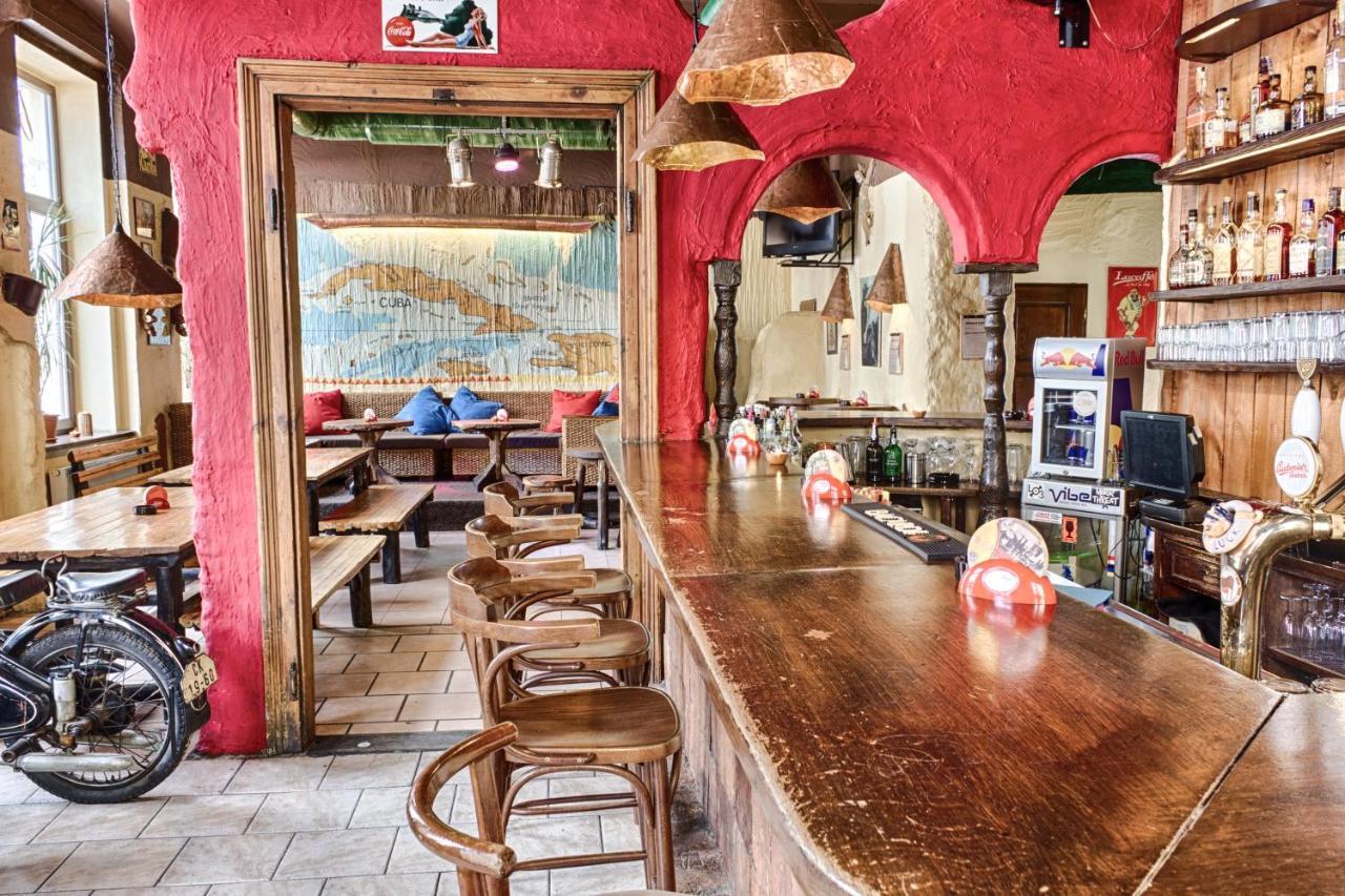 Cuba Bar&Hostel Ceske Budejovice Luaran gambar
