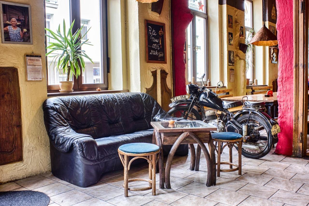 Cuba Bar&Hostel Ceske Budejovice Luaran gambar